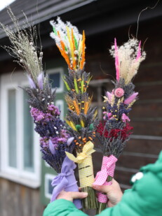 Lawendowa palma wielkanocna z suszonych kwiatów 60 cm - dostępna od 27.02