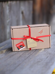 Świąteczne pakowanie na prezent